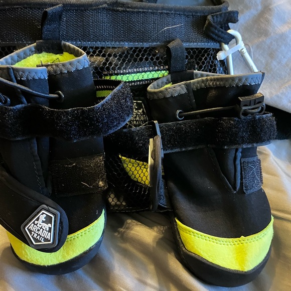 Arcadia Dog Boots/Shoes - Picture 4 of 4